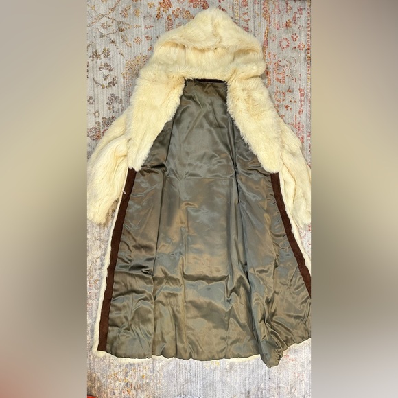 Hooded Rabbit Fur Coat - Picture 11 of 11